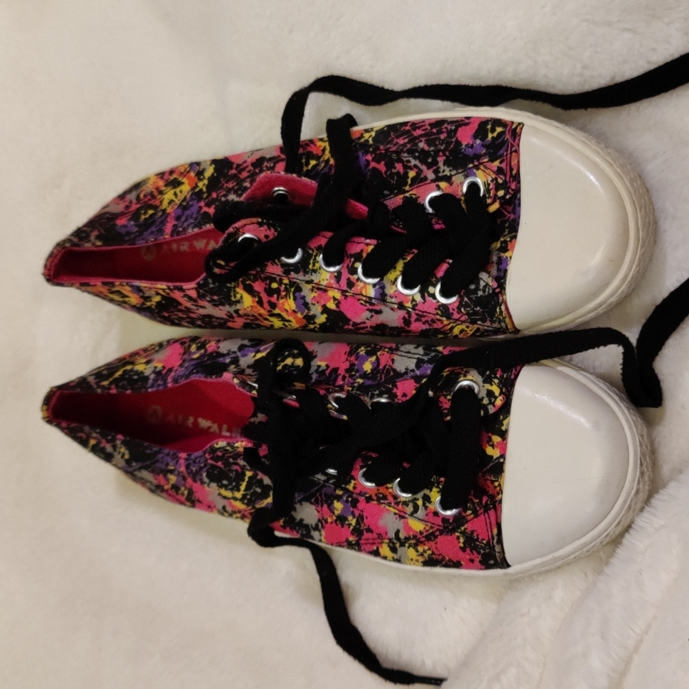 Airwalk women sneakers sz 6.5